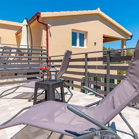 3 Bedroom Cozy In Ferienhaus