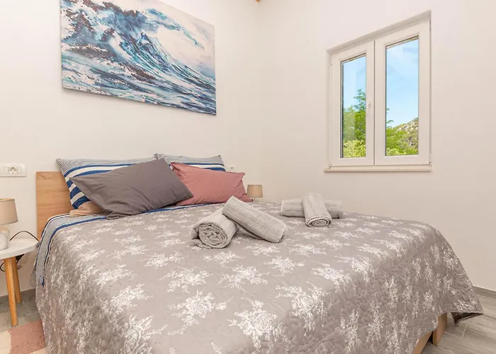 3 Bedroom Cozy In Feriehus